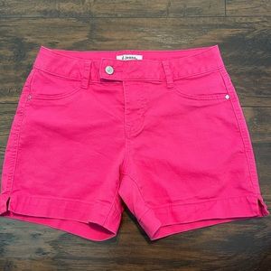 D. Jeans Hot Pink Shorts